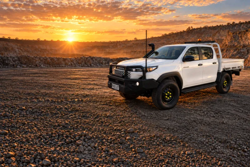Toyota Hilux Dual Cab Flatbed